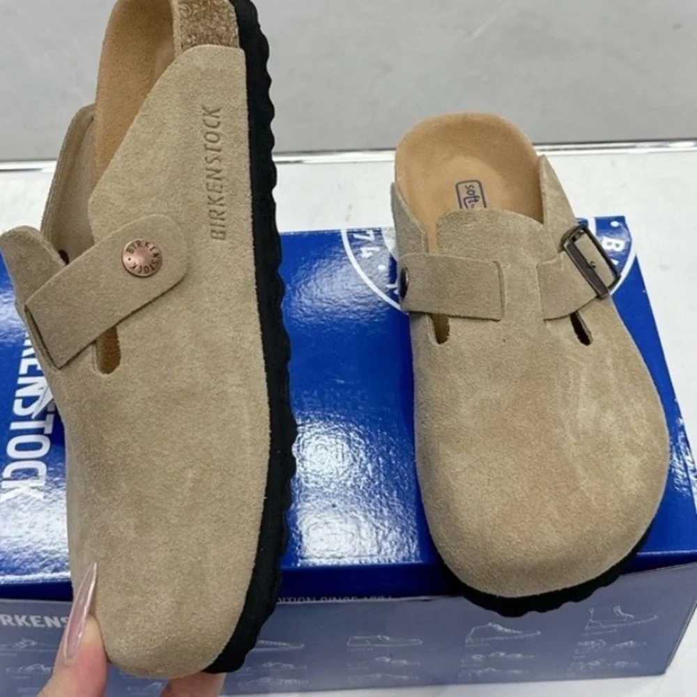 Birkenstocks NWT Suede clogs - Picture 8 of 8